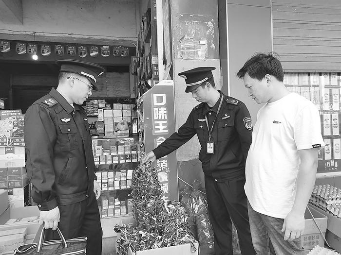 江西省南丰县市场监管局针对清明祭祀用品市场秩序开展专项执法检查