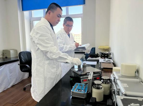 黑龙江省鸡西市检验检测中心开展药店计量器具专项检定工作