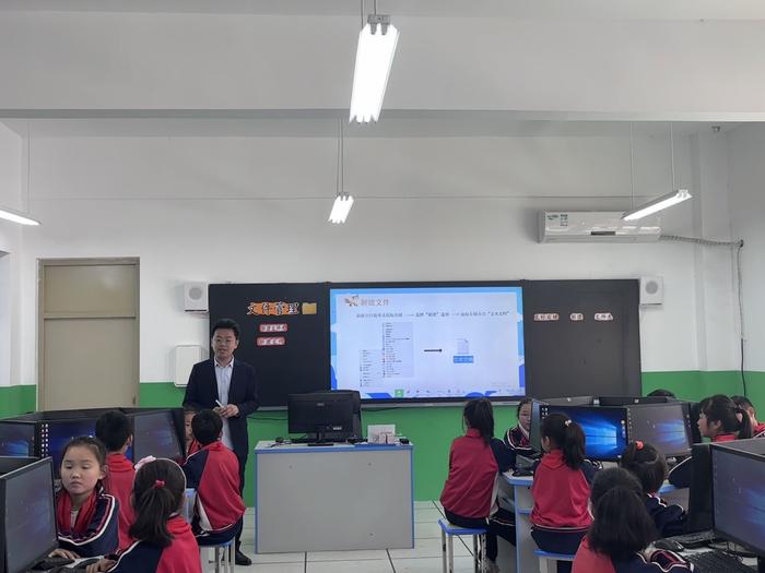 南阳市第八完全学校小学部开展白河中心校片区2024年“十万教师大比武”赛课活动