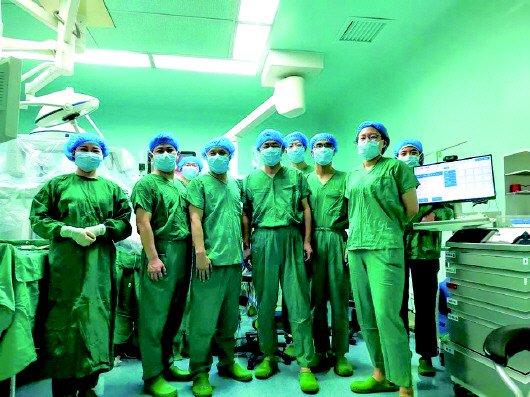 烟台毓璜顶医院成功完成机器人肾移植手术