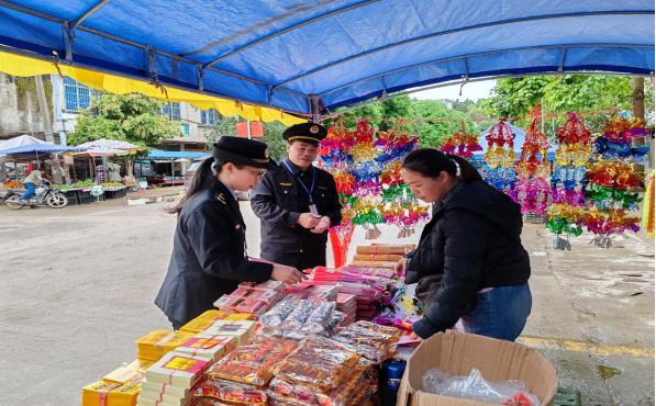 广西宁明县市场监管局保障祭扫服务市场价格透明