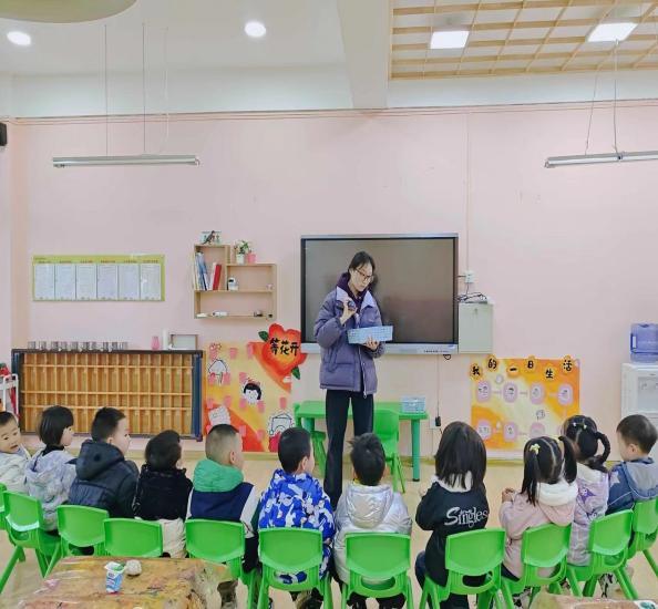 灞桥区狄寨街道第三幼儿园小班自然教育课程故事