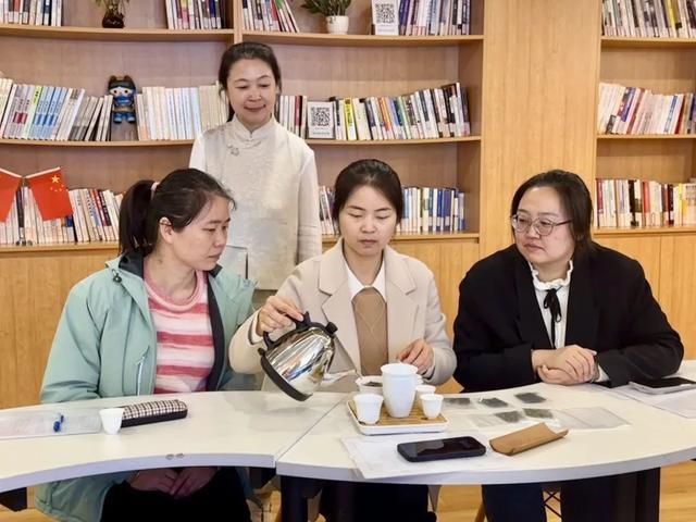 赏茶艺、触茶道、因茶会友……2024市民艺术夜校奉贤分校春季班“生活茶艺课”开课啦→