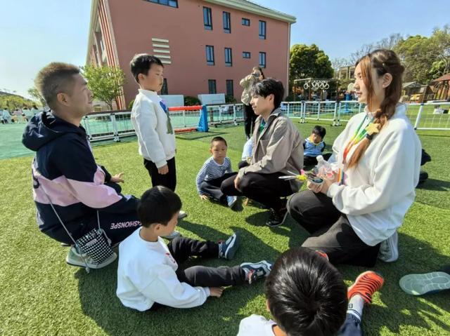 小导师牵手“小当家”，松江这所幼儿园的专属社团日“上线”啦