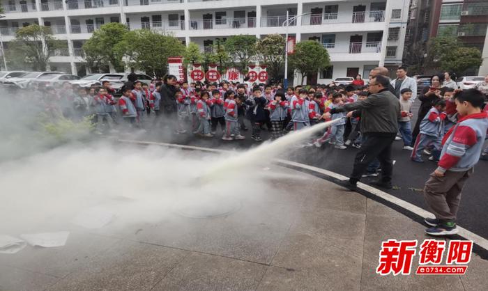 防患未“燃”！衡南县三塘联合学校芙蓉小学开展消防安全演练