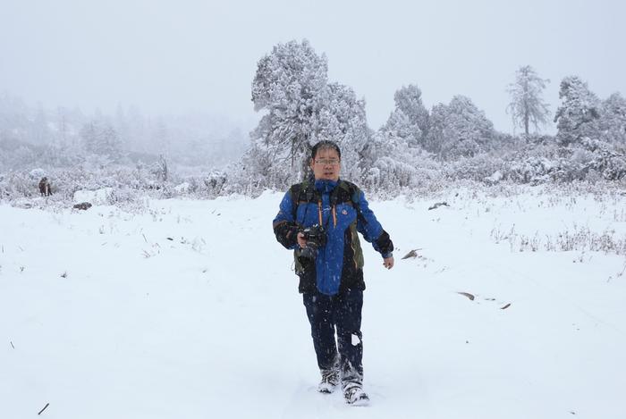 对话年度科普人物李忠东：从大地“漏斗”到山披“霞衣”，让更多人了解地质之美