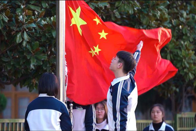 山水之邻启学智，第一学府铸辉煌 ——西安市鄠邑区第一中学