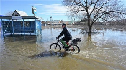 俄罗斯奥伦堡州洪灾有所缓解 多地脱离险情