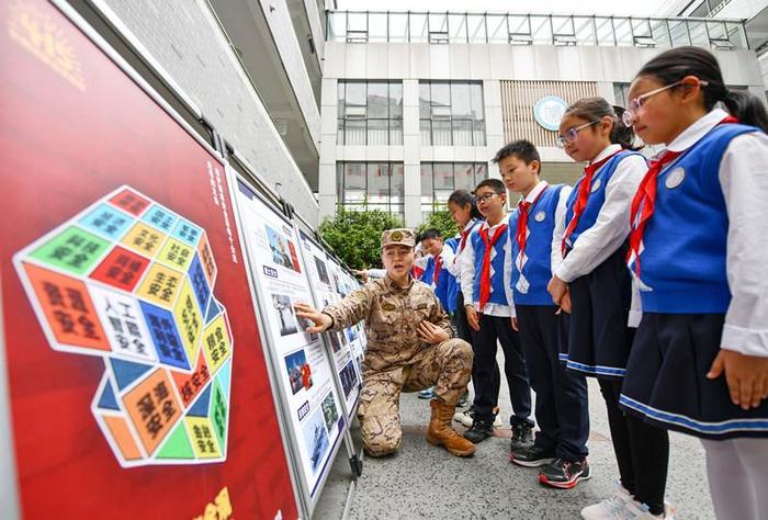 合肥市淮河路第三小学教育集团杏花校区：国家安全进校园 “童”心共筑强国梦