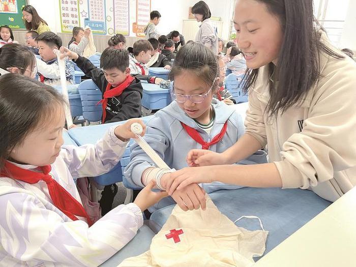 学习急救知识 提升急救技能