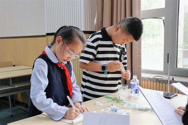 科学启智慧　实验助成长——“未央区第一届科学节”锦园小学教研片区学生科学实验技能大赛初赛活动