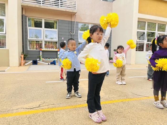 沣东润馨怡园幼儿园开展社团活动