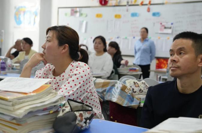 超燃!超励志!直击西安博雅艺术职业高中冲刺高考励志报告会!