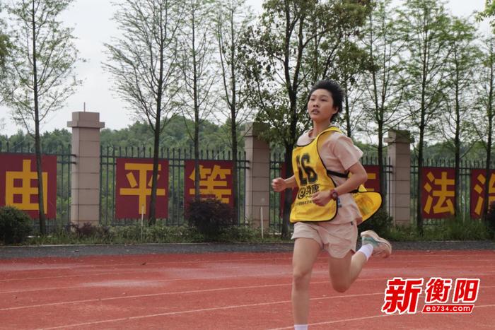 中考在即，衡阳市第十七中学举行体育中考全真模拟测试