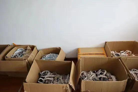 图为王某购入的手机