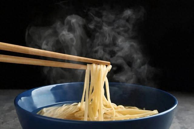 从口腔到肠胃，烫食文化与消化道健康：如何科学享受热食？丨上海市消保委健康消费专业办