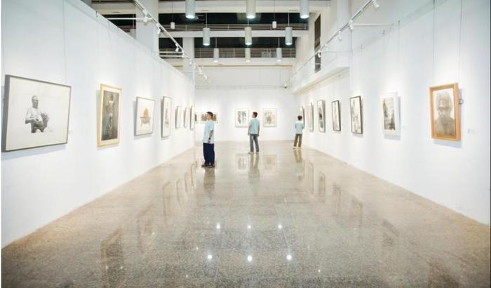 中国素描艺术研究展在西安美院举办 汇聚高水平素描作品176余幅 涵盖老中青三代艺术家