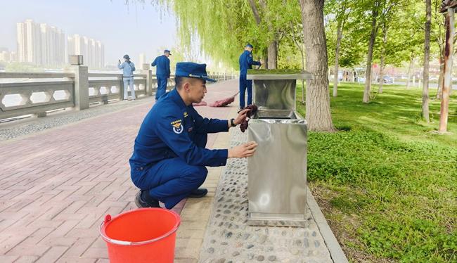 兰州消防特勤大队组织开展爱国卫生月活动