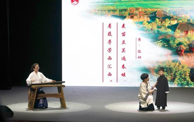 《红楼梦》问世以来不同版本和形式集中亮相！上海市民“晒书节”在金山开幕