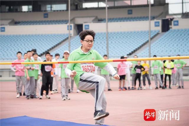 万人齐聚，燃爆奥体！银城小学教育集团首届童奥会点亮童心