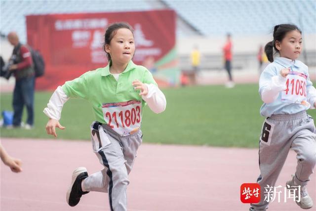 万人齐聚，燃爆奥体！银城小学教育集团首届童奥会点亮童心