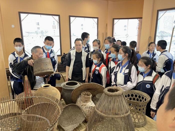 松岗街道一社区一品牌 | 花果山社区——以文培根 花果满山