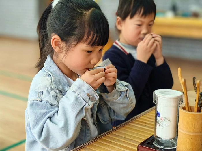 谷雨润万物，节气润童心——内乡县星博幼儿园谷雨主题活动