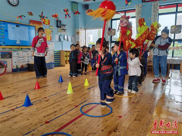 花垣县民族幼儿园开展“让传统文化活起来”主题活动