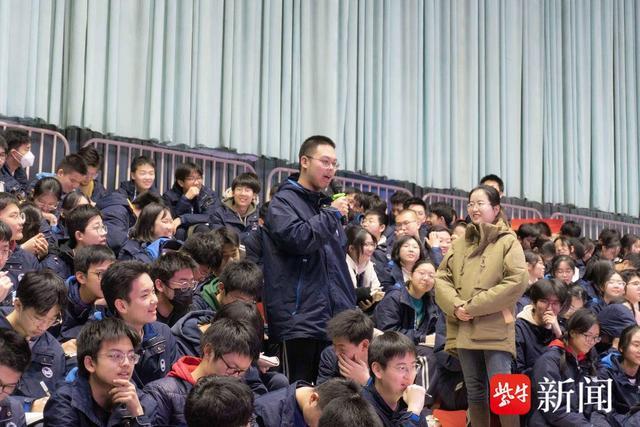 【乘风启航·上好高中】南京市第十二中学：内驱促发展 赋能向未来