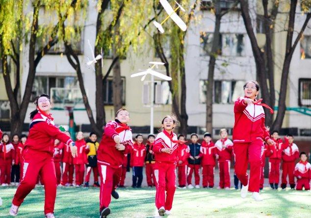 呼和浩特唯一受邀！赛罕区锡林南路小学学生现场见证神舟十八号升空