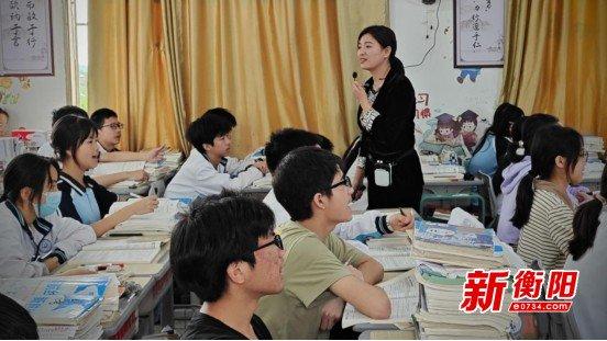 衡南县江口联合学校赴泉溪中学、中心小学开展教学研讨活动