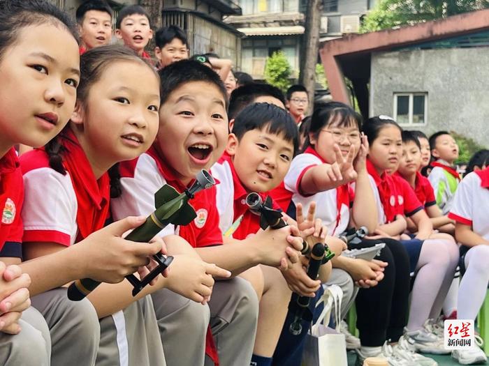 “海陆空”齐上阵！成都市天涯石小学昭忠祠分校“漫游浩瀚宇宙 逐梦璀璨星河”第十三届模型主题运动会“花式”开赛