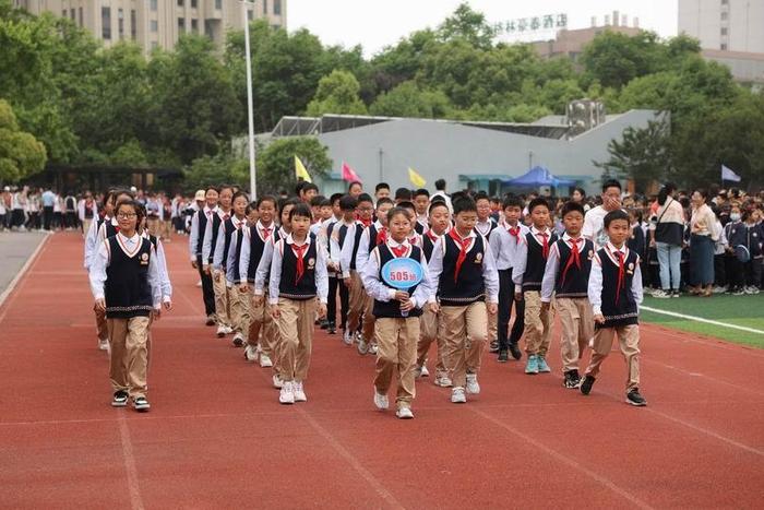 热辣滚烫展风采 活力全开向未来——合肥市习友小学第十六届运动会开幕！