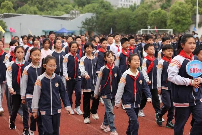 热辣滚烫展风采 活力全开向未来——合肥市习友小学第十六届运动会开幕！