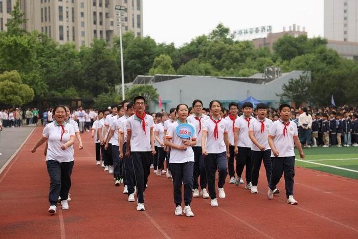 热辣滚烫展风采 活力全开向未来——合肥市习友小学第十六届运动会开幕！