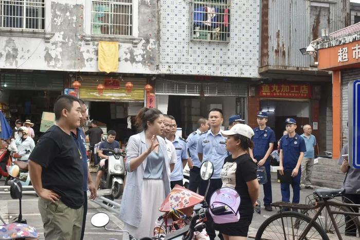 万宁市开展建成区农贸市场“百日攻坚”专项整治行动