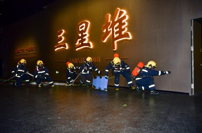 C视频丨“五一”假期“迎考”，三星堆博物馆开展消防灭火演练