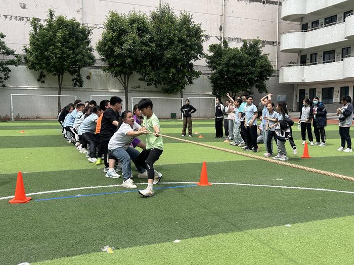 趣味无极限 运动向未来 金水区南阳路第二小学开展全员趣味运动会