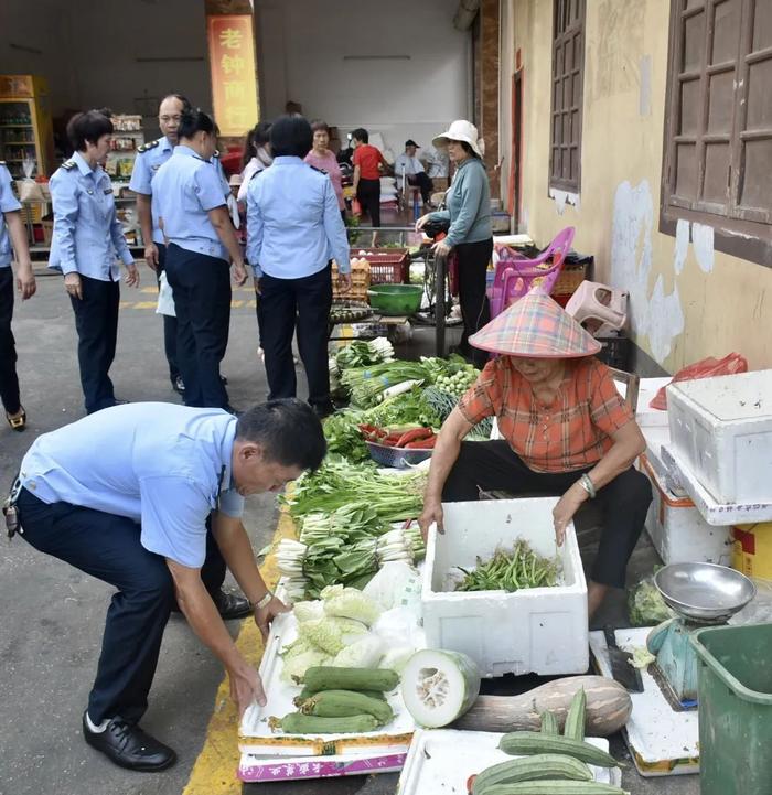 万宁市开展建成区农贸市场“百日攻坚”专项整治行动