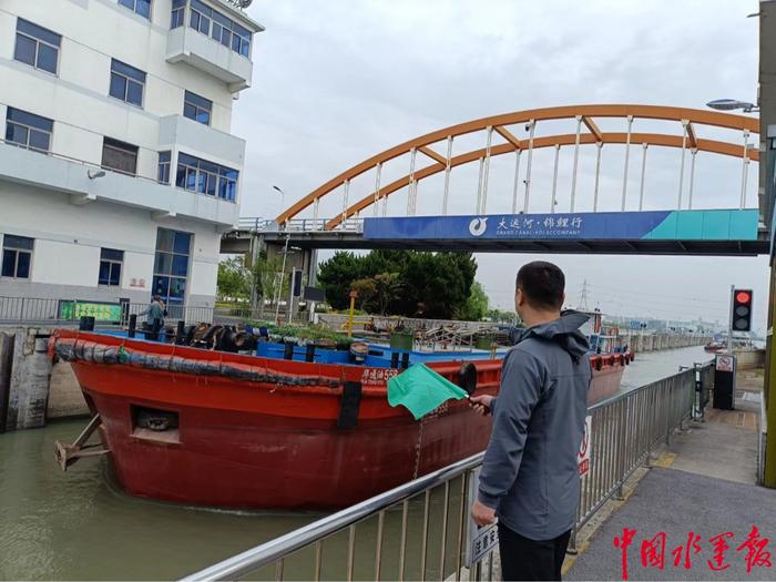 致敬！ 向坚守京杭运河扬州段航闸的每一位劳动者