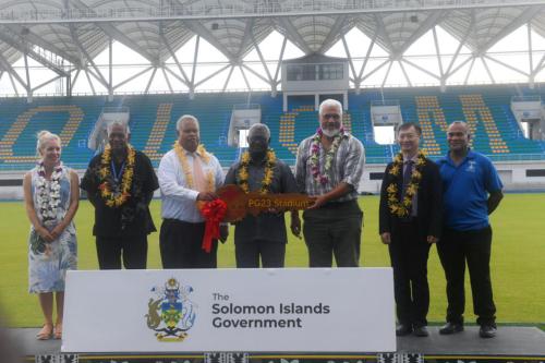 驻所罗门群岛大使蔡蔚鸣出席2023年太平洋运动会体育设施交接仪式