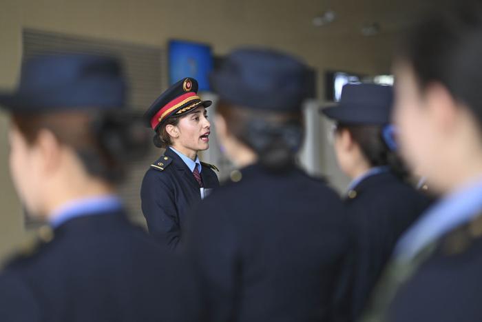 从马背到列车，她成长为我国首位塔吉克族列车长