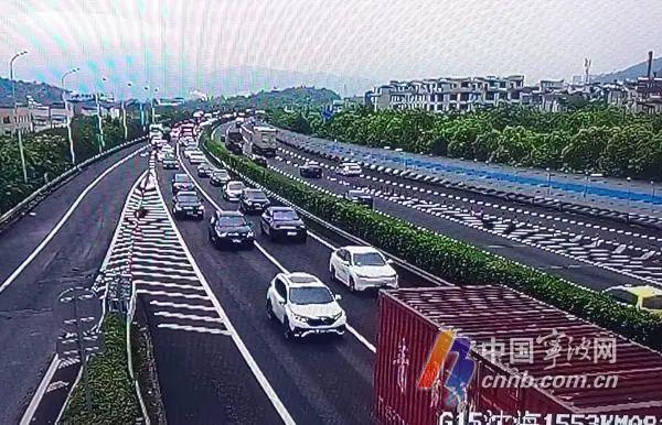 雨水开启第一波返程高峰！高速拥堵路段可能集中在这些地方