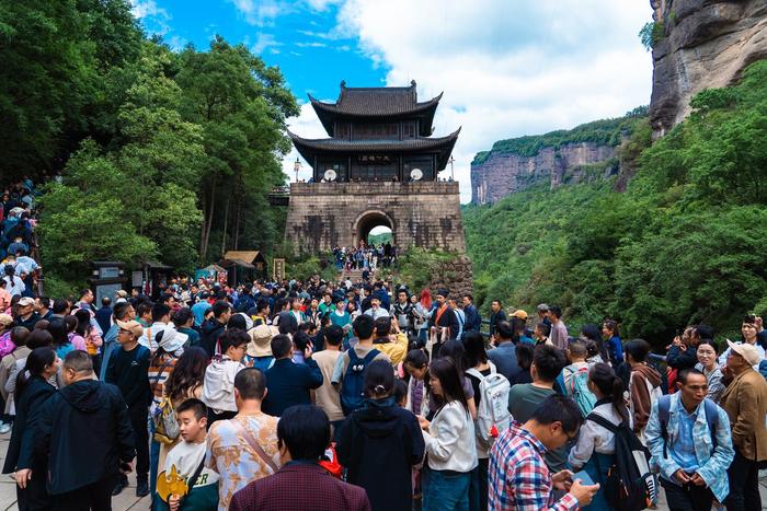 文旅融合绽放时代光彩，四川文化遗产类景区成为旅游热门目的地