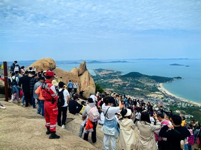 景村融合之先，崂山悦天下