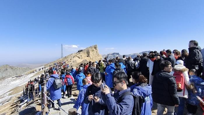 新华独家丨吉林：“五一”文旅火热彰显“四季长红”势头