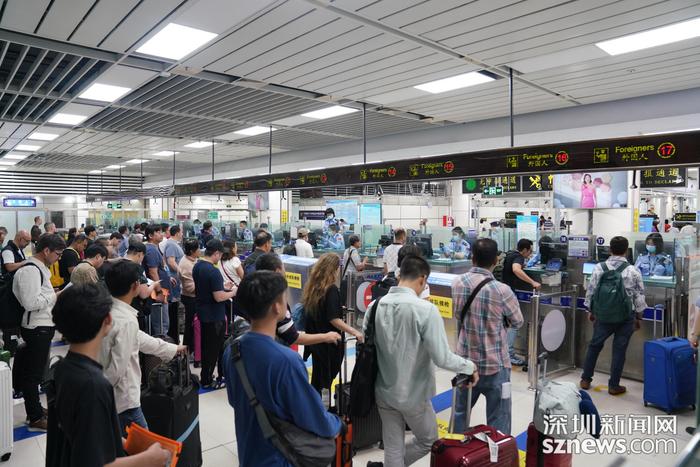 深圳湾边检站：2024年前4个月，出入境人数突破1200万人次