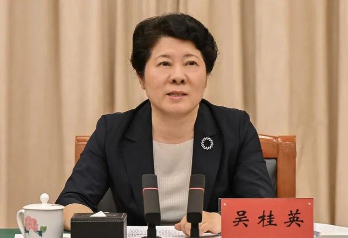 “70后”郭宁宁履新福州市委书记，全国省会女“一把手”增至4人