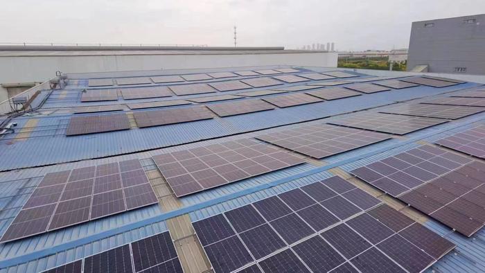 天津公司首个分布式光伏发电并网成功