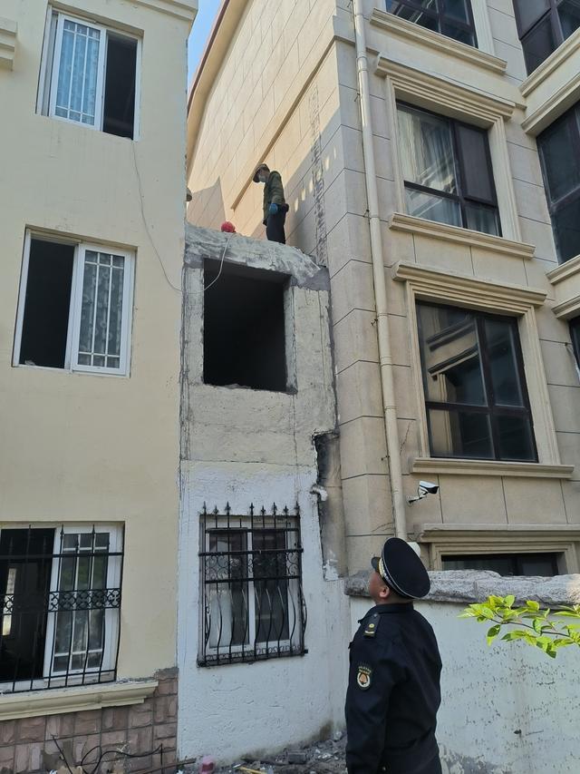 违建治理无假期——青岛市崂山区沙子口街道执法中队加强节日期间违建管控工作